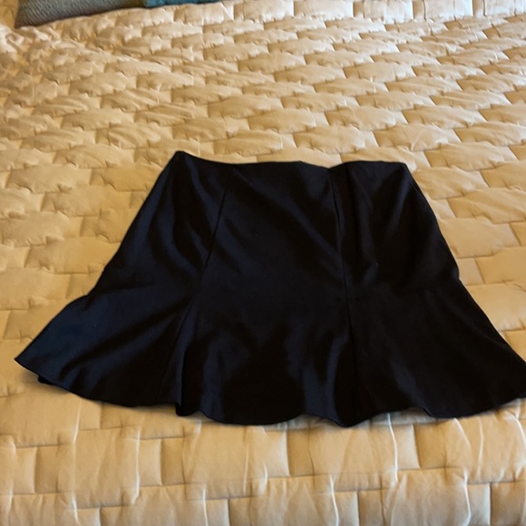 Marc Aurel Mini-Skirt - Picture 5 of 6